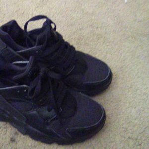 Huraches by nike